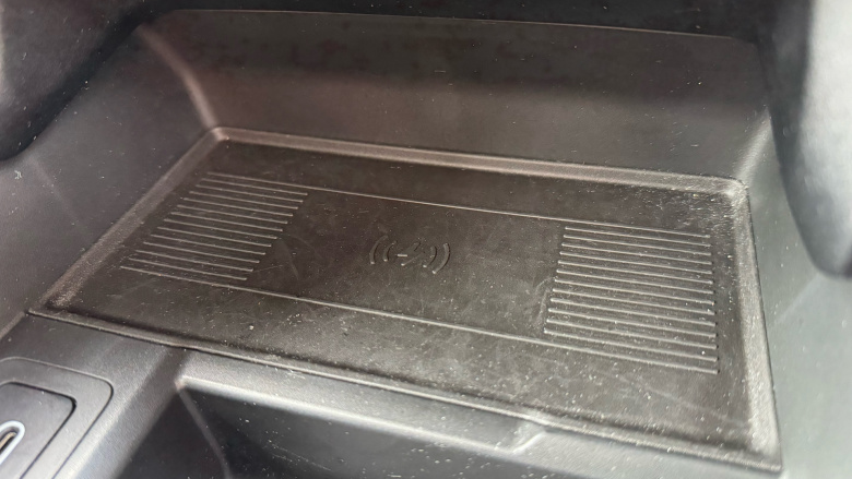 Land Rover Range Rover Velar 2.0 D200 MHEV Dynamic SE 5dr Auto Diesel Estate